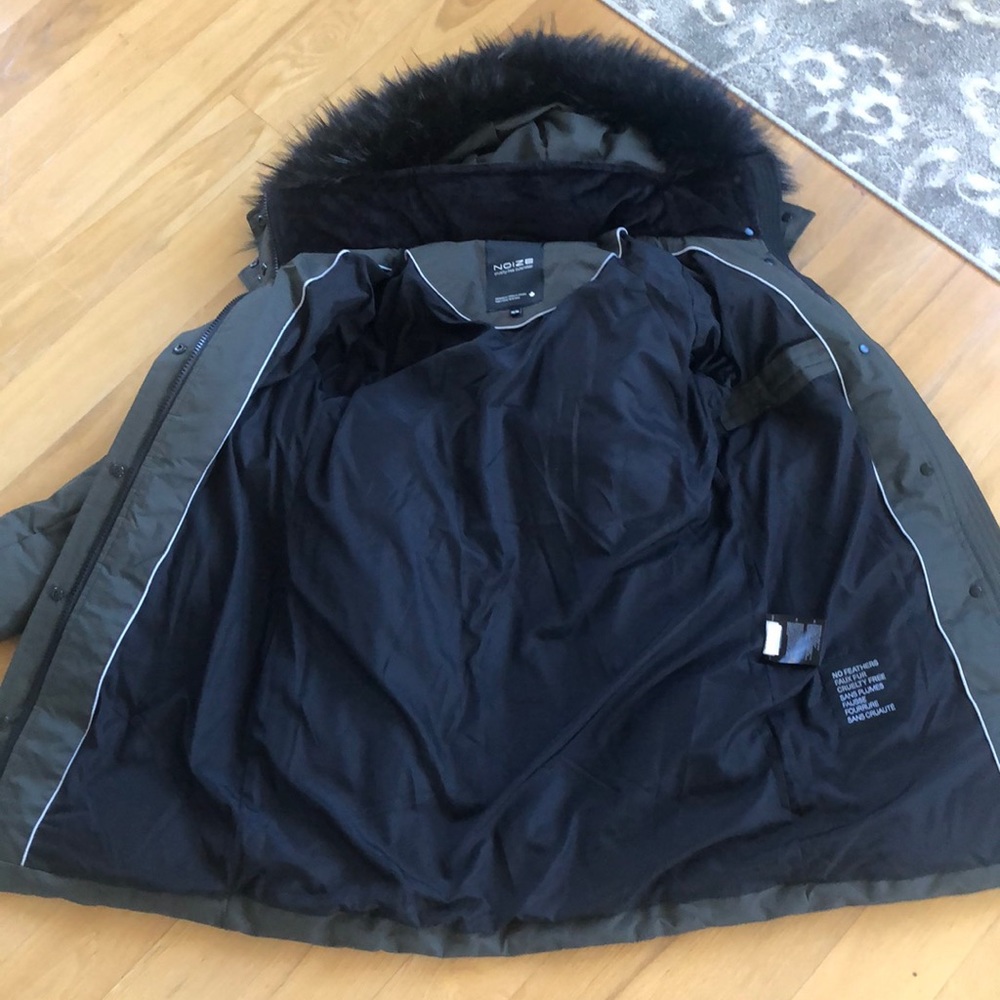 Noize Puffer Jacket - Picture 8 of 9